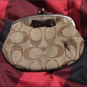 Coach Kiss-lock Coin Purse